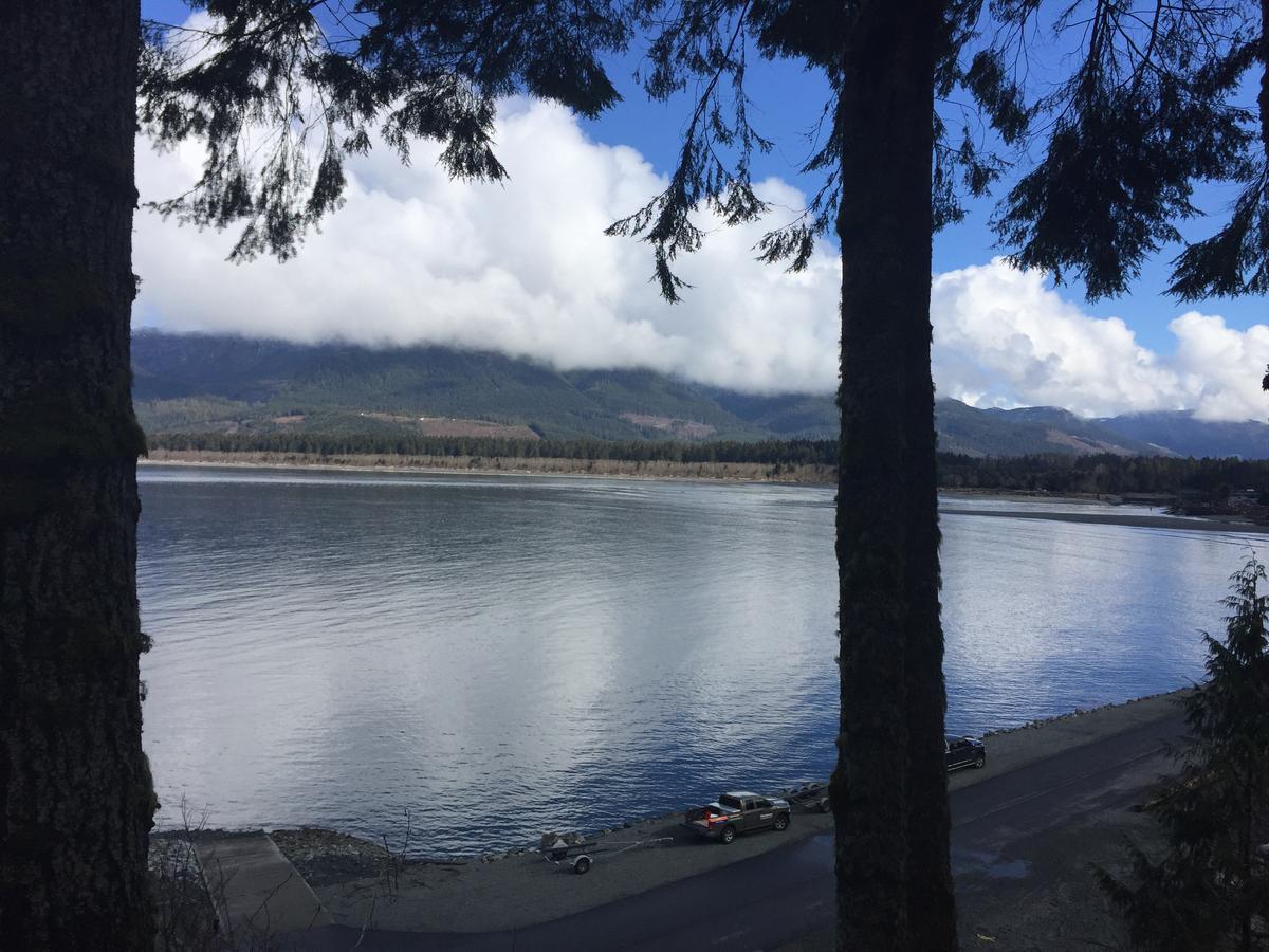 Tilby'S Rainbow Cottage Port Renfrew Exterior foto